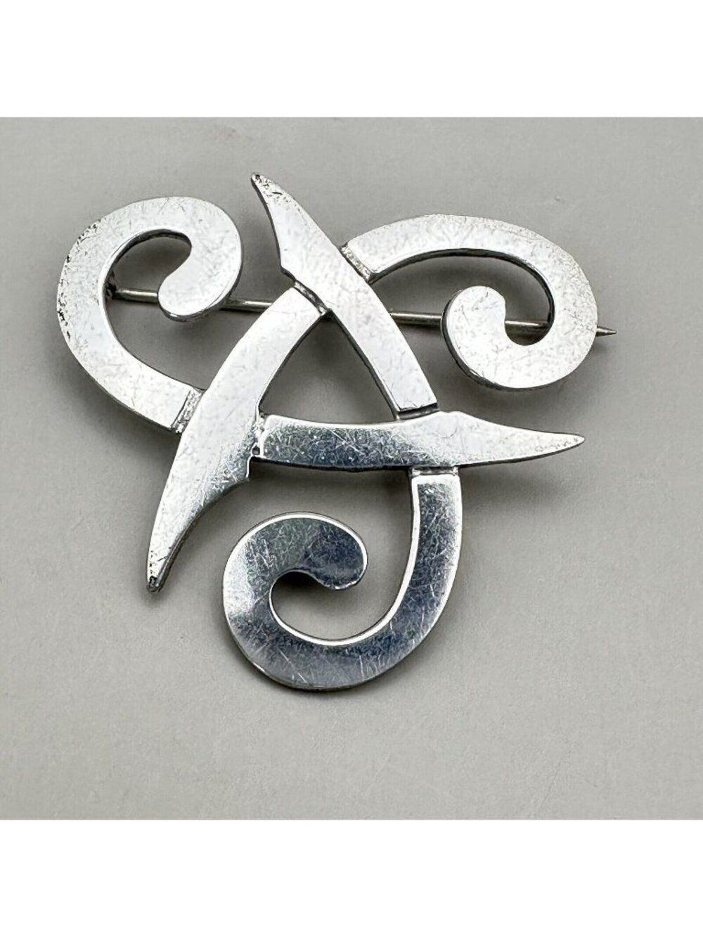 Triskelion Celtic Brooch Hallmarked Irish Sterling Silver Mystic Endless Knot